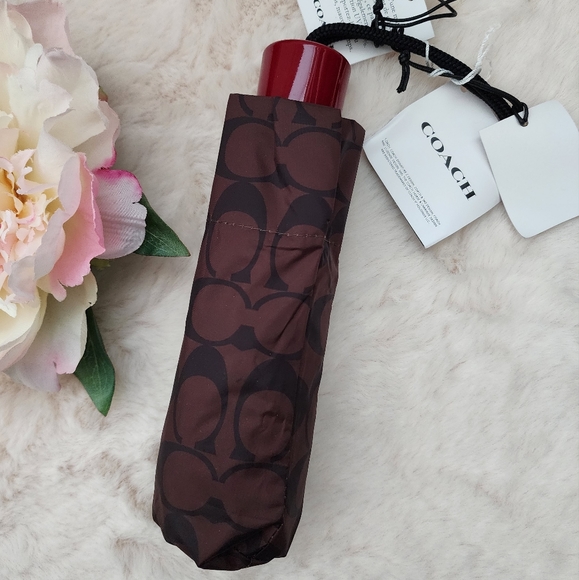 🤎NEW Coach Bag and umbrella - Picture 7 of 10